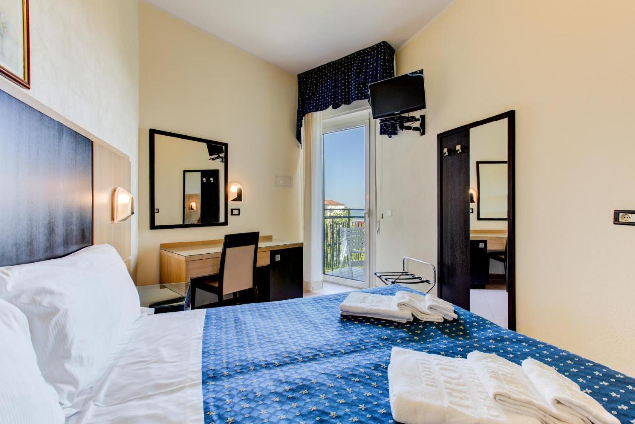 Hotel Verona Cesenatico Luaran gambar