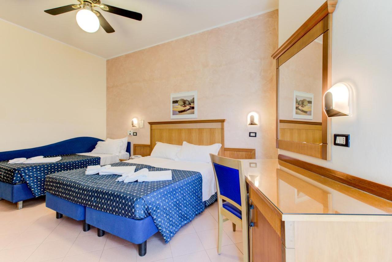 Hotel Verona Cesenatico Luaran gambar