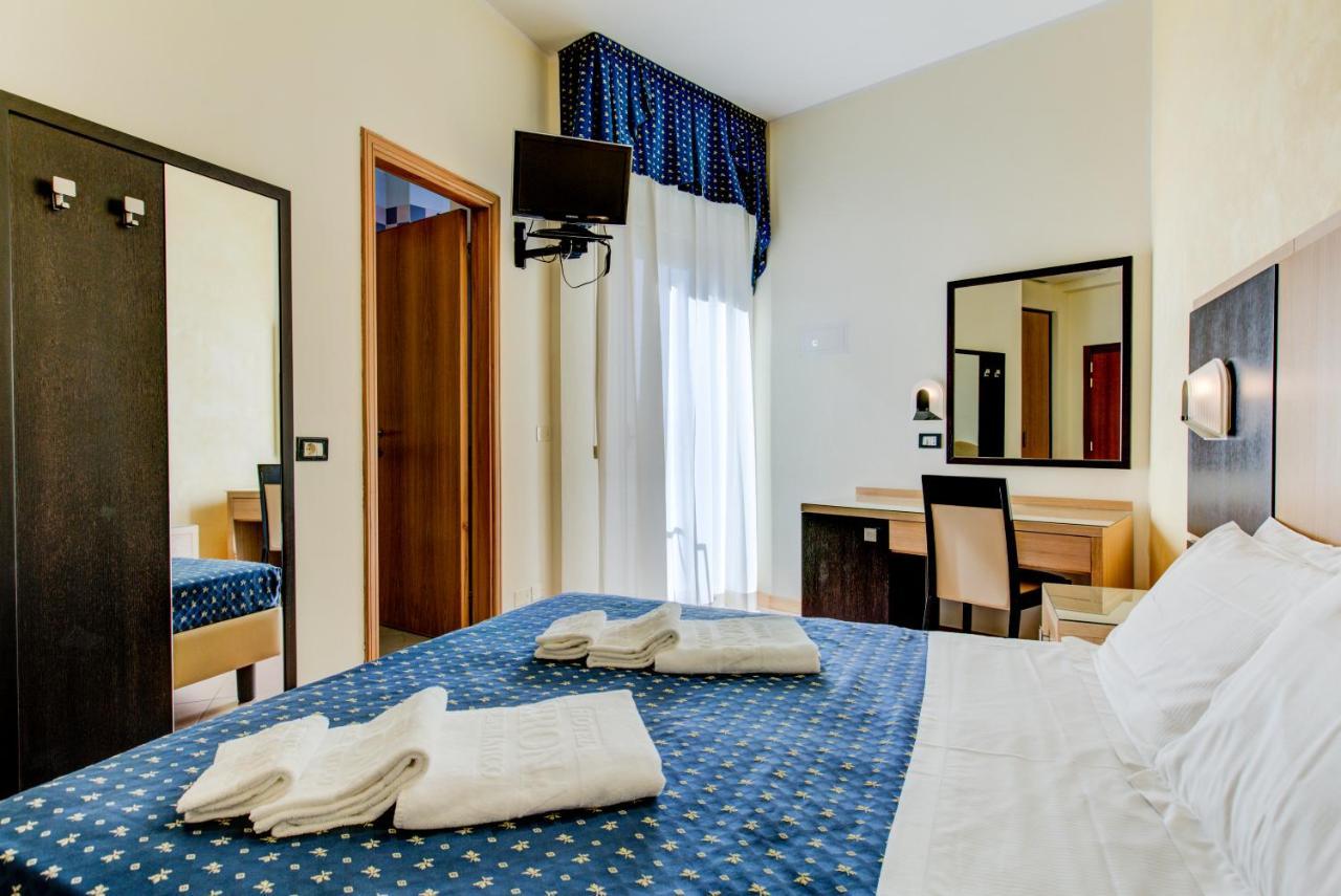 Hotel Verona Cesenatico Luaran gambar