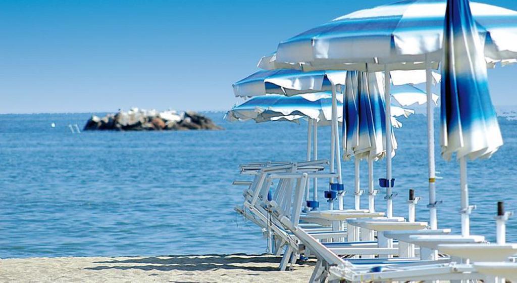Hotel Verona Cesenatico Luaran gambar